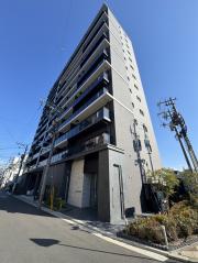 広島電鉄皆実線南区役所前駅まで徒歩4分