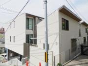 阪急宝塚線石橋阪大前駅まで徒歩5分