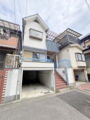南海泉北線泉ケ丘駅まで徒歩28分