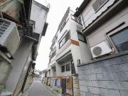 近鉄難波・奈良線近鉄奈良駅までバス約10分 徒歩4分