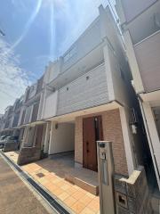 地下鉄谷町線出戸駅まで徒歩10分