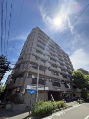 京王相模原線京王多摩センター駅まで徒歩4分