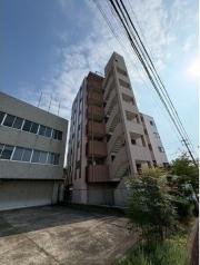 あおなみ線荒子川公園駅まで徒歩9分