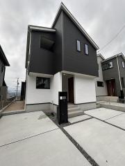 リナージュ 五月ヶ丘2