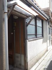 京阪清水五条駅近くの平屋
