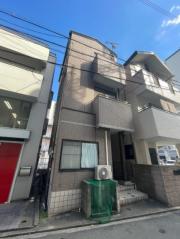 西鉄天神大牟田線薬院駅まで徒歩8分