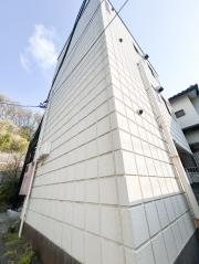 ＪＲ南武線武蔵中原駅までバス約8分 徒歩5分