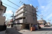 サント ラルース キタホンマチ