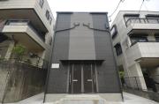 広島電鉄宮島線佐伯区役所前駅まで徒歩8分
