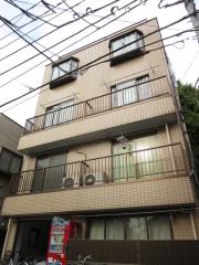 ＪＲ中央線高円寺駅まで徒歩11分