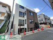東京メトロ丸ノ内線新中野駅まで徒歩8分