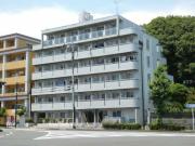京王相模原線京王多摩センター駅まで徒歩10分
