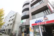 シーズンコート東山