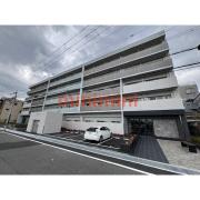 地下鉄御堂筋線江坂駅まで徒歩15分