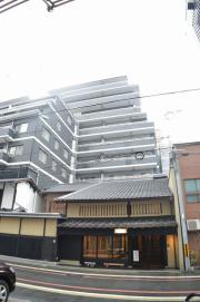 地下鉄烏丸線烏丸御池駅まで徒歩5分