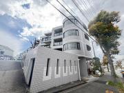 ＪＲ山陽本線垂水駅までバス約15分 徒歩1分