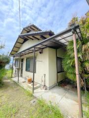 海田町新町貸家