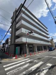 近鉄難波・奈良線河内小阪駅まで徒歩11分