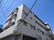 京王井の頭線新代田駅まで徒歩4分