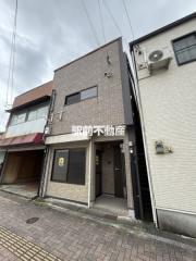 荘島町貸家