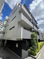 D.Lusso小石川