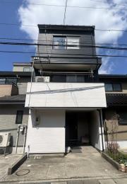 材木町3階建て貸家
