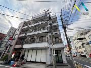 AKビル