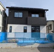 小田急小田原線伊勢原駅まで徒歩14分