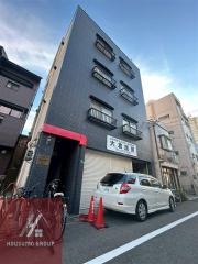 Avanzare三先