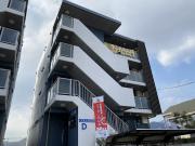 小田急小田原線東海大学前駅まで徒歩15分