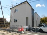 サープラスヒルズ D・E・F棟