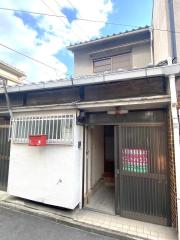 岸田堂北町5-30貸家 南側