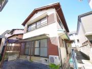 近鉄橿原線尼ヶ辻駅まで徒歩3分