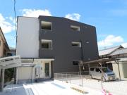 ＪＲ関西本線大和小泉駅まで徒歩9分
