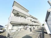 京王相模原線京王稲田堤駅まで徒歩8分