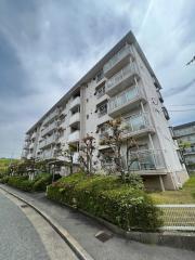 名谷18団地83号棟