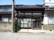 万葉線市民病院前駅まで徒歩25分