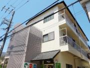 阪急宝塚線石橋阪大前駅まで徒歩8分