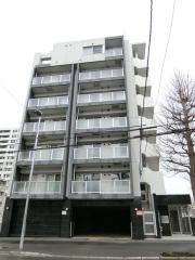 地下鉄東西線西１８丁目駅まで徒歩9分