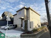 小田急小田原線新百合ヶ丘駅までバス約9分 徒歩5分