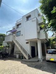 ＪＲ中央線中野駅まで徒歩8分