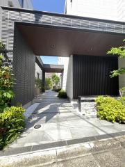 La Maison 友