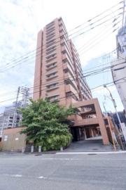 クレタ県庁前