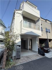 東急田園都市線三軒茶屋駅まで徒歩14分