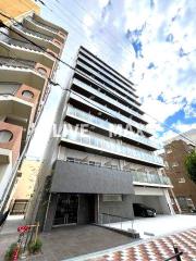 THE RESIDENCE H