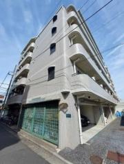 西武新宿線都立家政駅まで徒歩5分