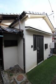 石崎皆実町貸家