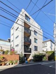 東急田園都市線三軒茶屋駅まで徒歩10分