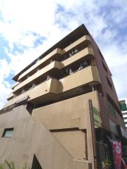 地下鉄名城線熱田神宮西駅まで徒歩3分