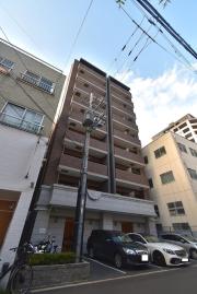 地下鉄四つ橋線本町駅まで徒歩9分